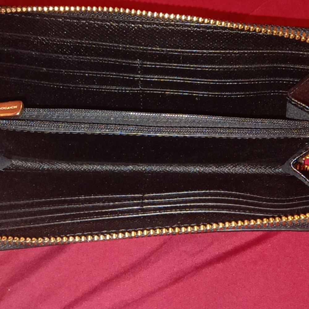 Coach Wallet - Picture 3 of 3